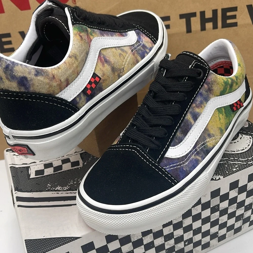Vans WMNS Skate Old Skoo Tie-Dye Terry Black/Multi
VN0A5FCBBML Sneakers - Picture 11 of 16
